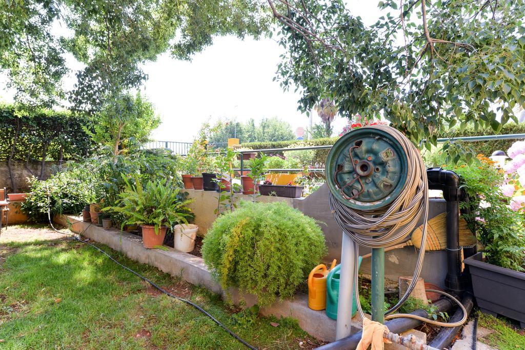 Apartment Mirana With Garden And Free Parking Zadar Room photo