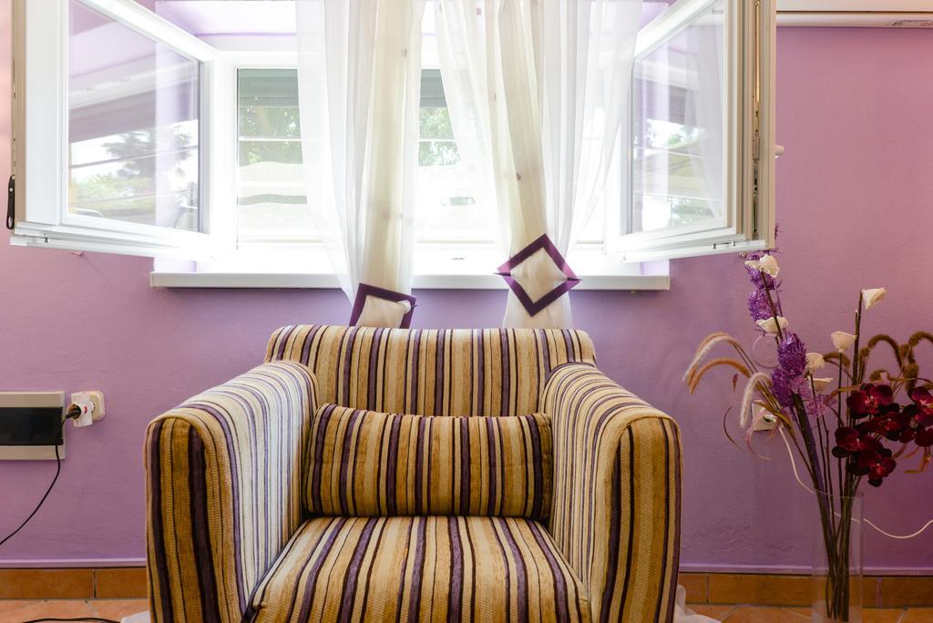 Apartment Mirana With Garden And Free Parking Zadar Room photo